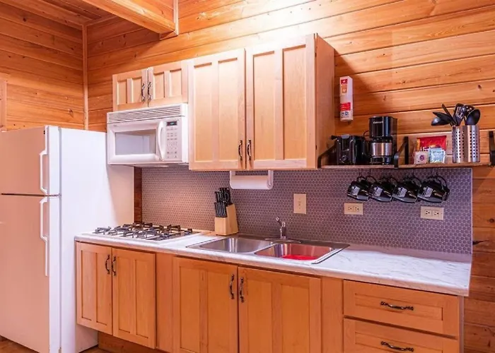 #3 Rainbow Trout - Pet Friendly- Sleeps 6 - Playground & Game * Payson